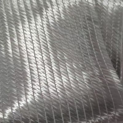Tejido multiaxial de fibra de vidrio ±45° 1200g por metro cuadrado. Buen rendimiento en resistencia a la tracción y fácil humectación de resina para la industria de embarcaciones de FRP y energía eólica.